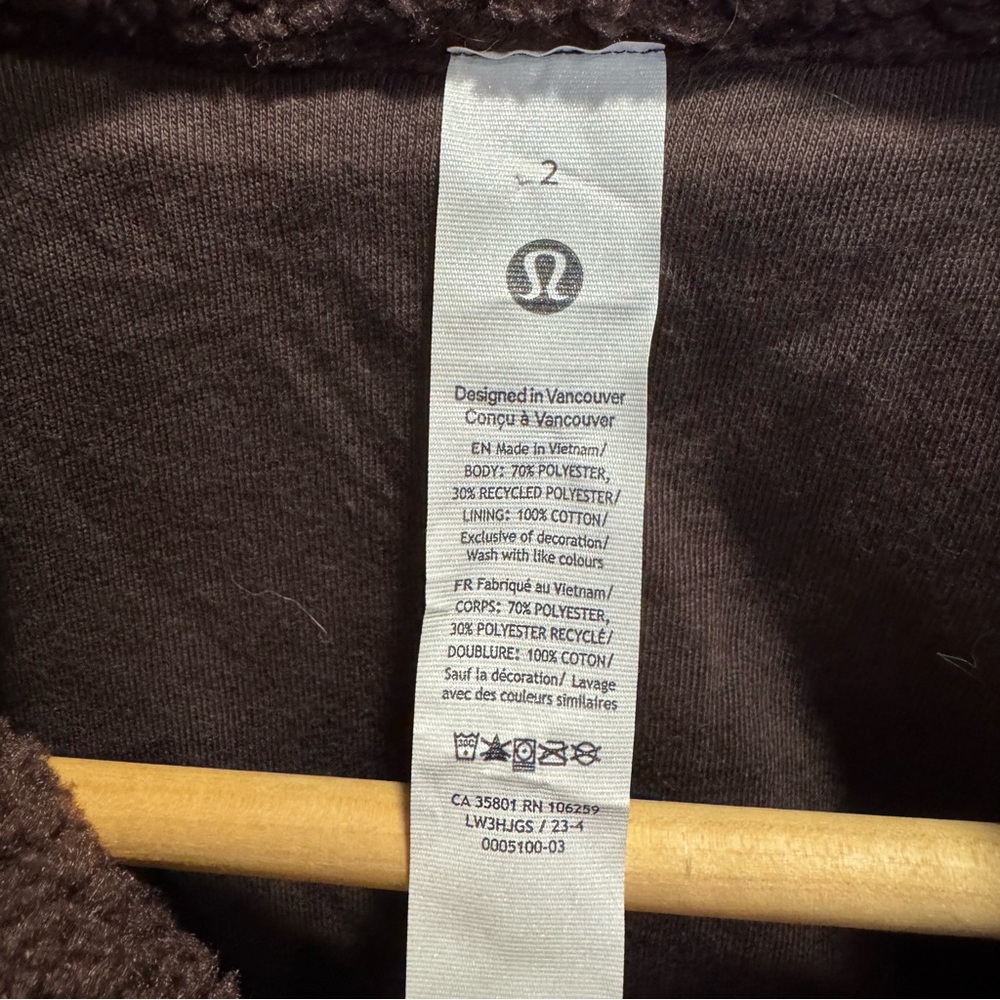 Lululemon Textured Fleece Collared Jacket in Espresso Sz 2 - Picture 9 of 16